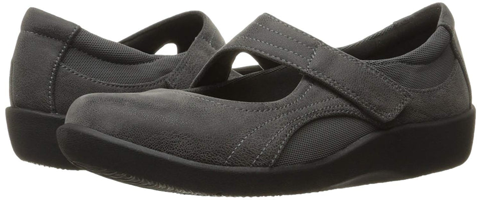 CLARKS Women's Sillian Bella Mary Jane Flat